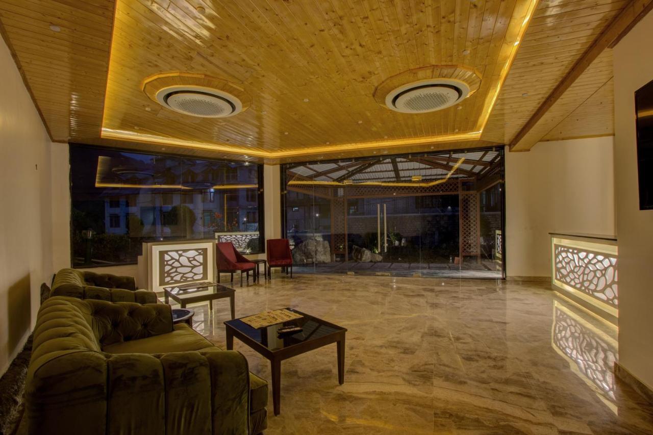 Woodrock Luxury Boutique Hotel Manāli エクステリア 写真