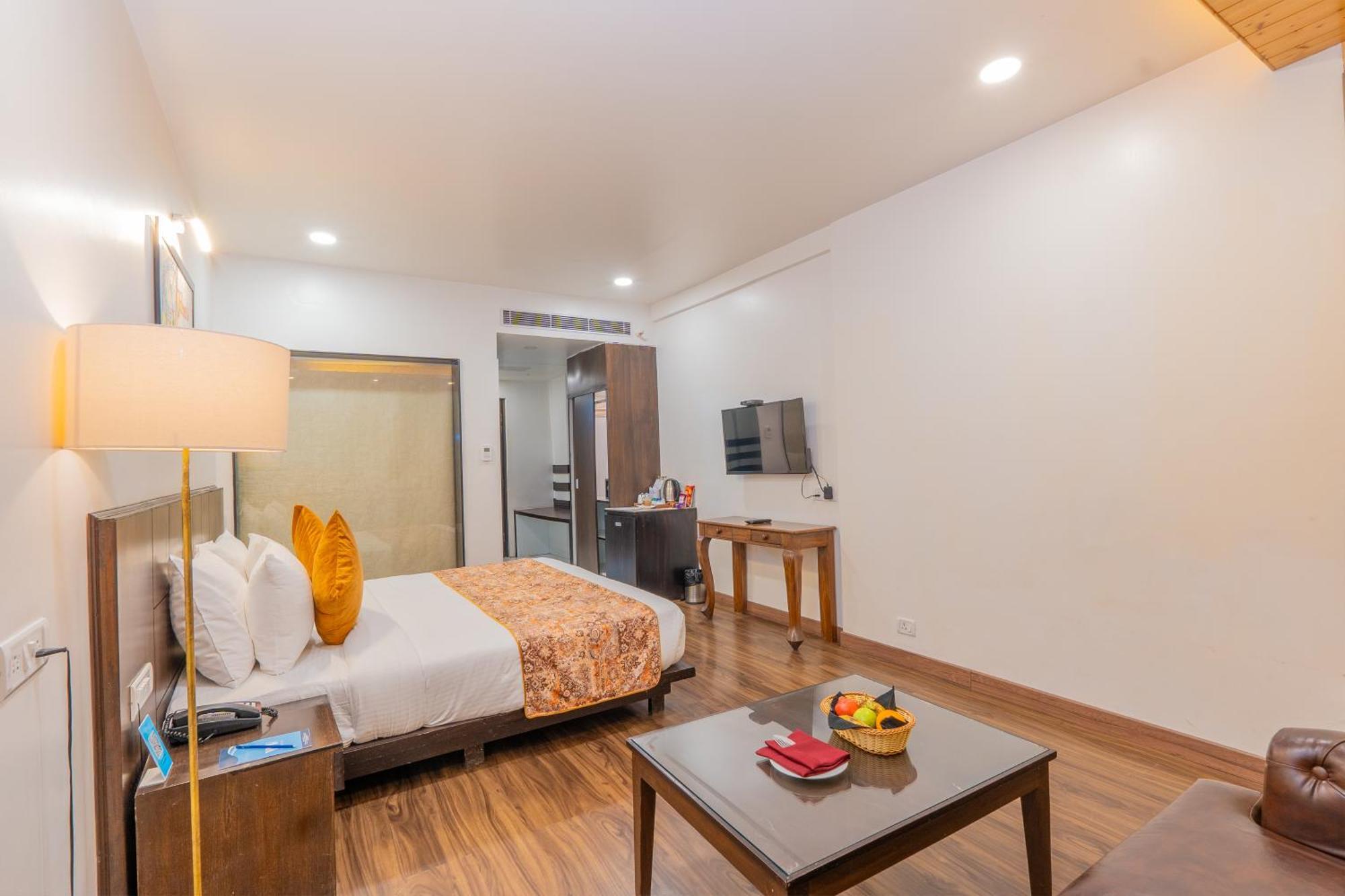 Woodrock Luxury Boutique Hotel Manāli エクステリア 写真