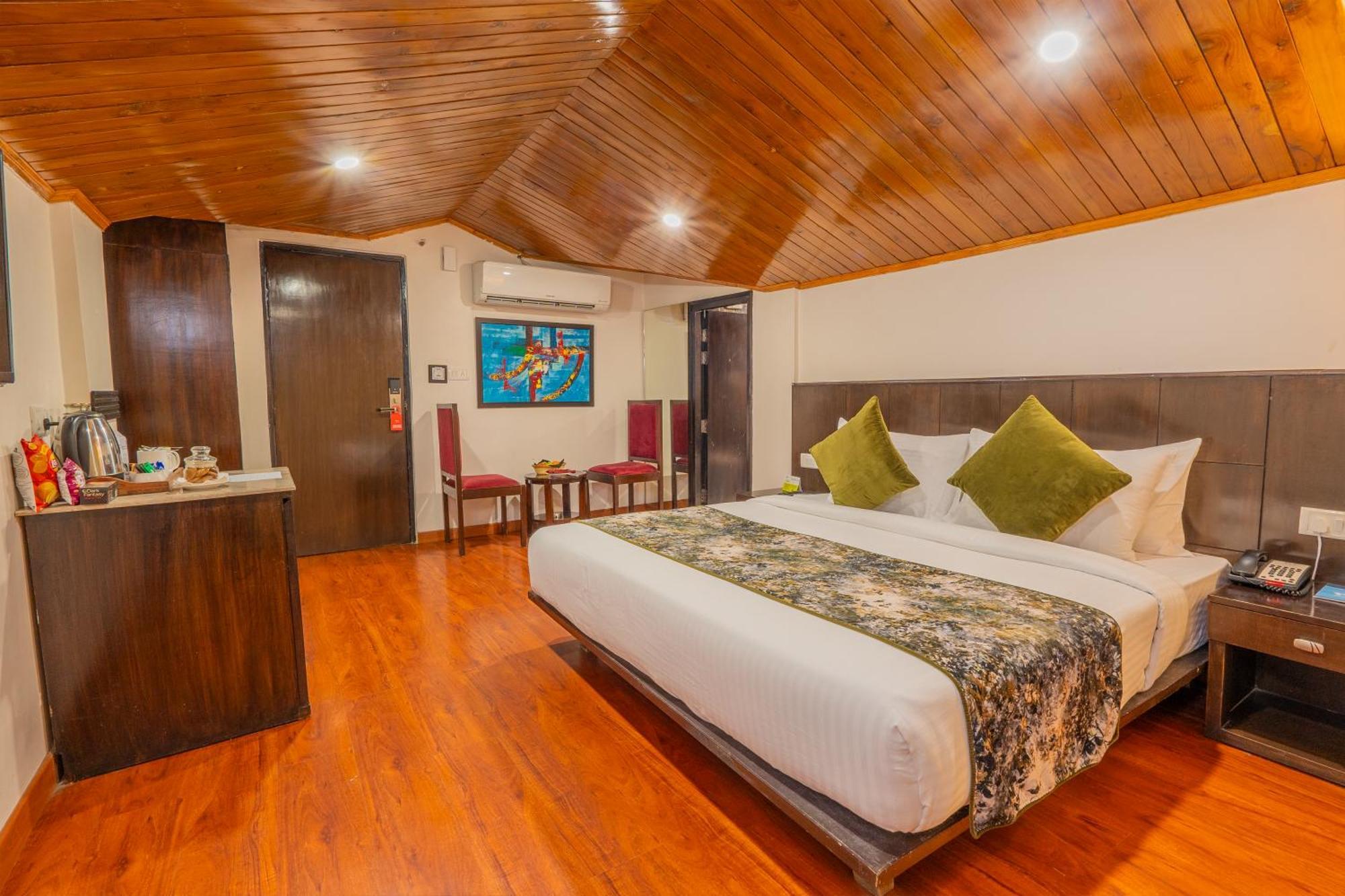 Woodrock Luxury Boutique Hotel Manāli エクステリア 写真
